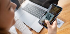 Estafas con códigos QR ponen en riesgo a usuarios desprevenidos.