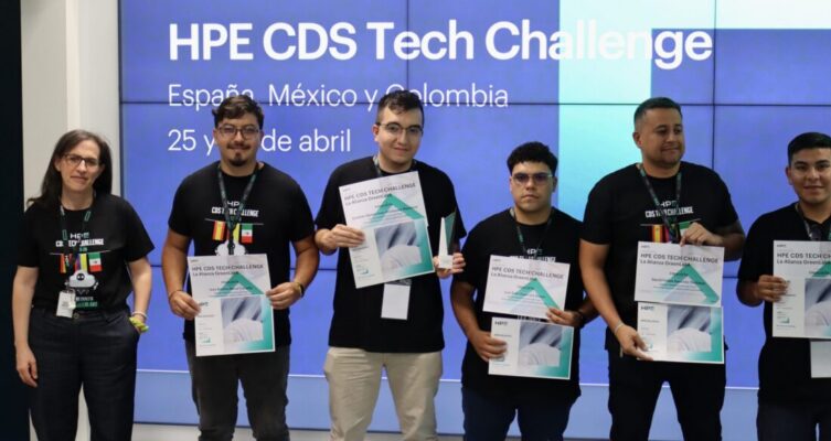La quinta edición del HPE CDS Tech Challenge reunió a talento joven colombiano