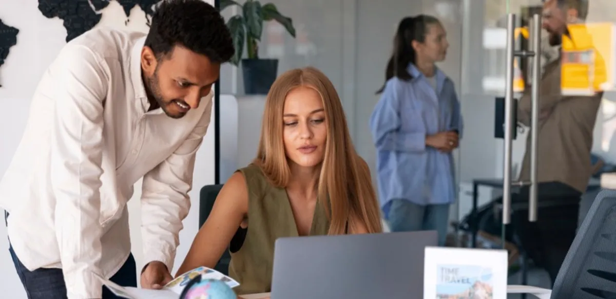 La iniciativa busca fortalecer las competencias digitales de jóvenes, profesionales, emprendedores y personas que buscan acceder a nuevas oportunidades laborales.