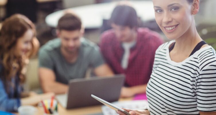 Bogotá abrió 90.000 cupos gratuitos para formación tecnológica.