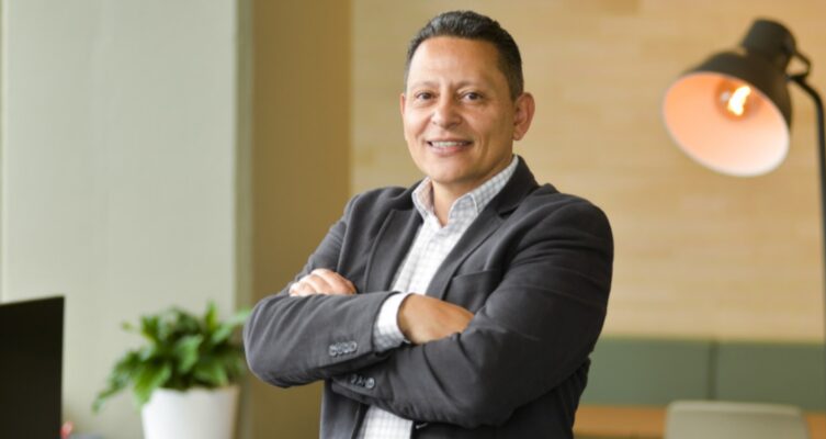 Eduardo Espinel, gerente del data center de Ilkari para Colombia.
