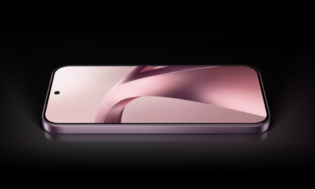 Xiaomi 17T Pro. El panel de 6,83 pulgadas con tasa de refresco de 144 Hz ofrece desplazamientos más suaves y una experiencia visual más dinámica.