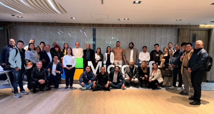 El evento abordó **Inteligencia Artificial, seguridad, datos, nube y productividad**, con sesiones prácticas a cargo de especialistas regionales para acercar las novedades de Microsoft al mercado local.