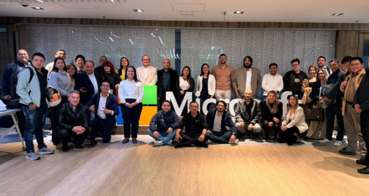 El evento abordó **Inteligencia Artificial, seguridad, datos, nube y productividad**, con sesiones prácticas a cargo de especialistas regionales para acercar las novedades de Microsoft al mercado local.
