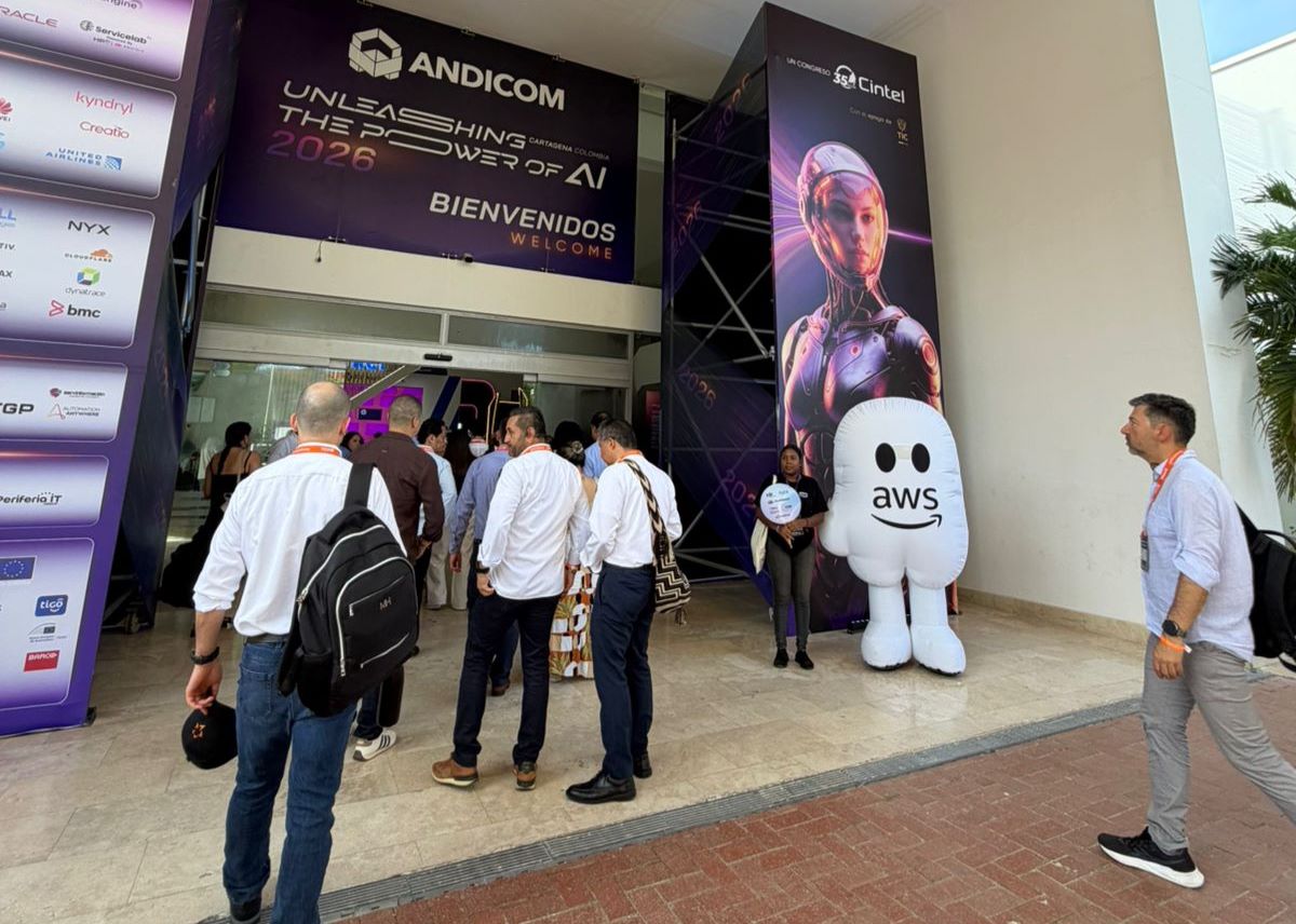 El Knowledge Hub abrió ANDICOM 2026 el 1 de septiembre con sesiones centradas en casos de uso, aplicaciones empresariales, gobernanza de agentes de IA y nuevos desafíos de ciberseguridad.