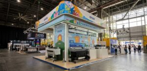 Epson presentó en Nextech 2026 soluciones de impresión digital destinadas tanto a emprendimientos como a operaciones textiles de escala industrial.