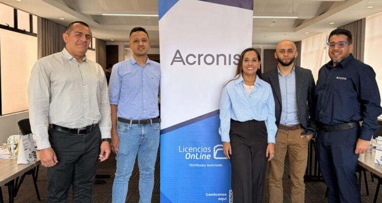 Acronis busca integrar inteligencia artificial, backup, ciberseguridad y gestión de dispositivos para simplificar la protección de los entornos empresariales.