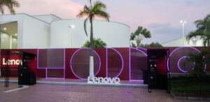Lenovo presentó en ANDICOM 2026 Hybrid AI Advantage, una arquitectura que busca llevar la IA empresarial a escala sin perder control sobre datos, costos y seguridad.
