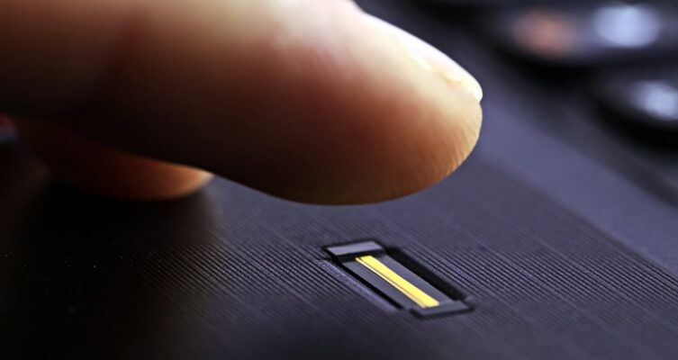 Las empresas avanzan hacia modelos de autenticación resistentes al phishing para proteger el acceso a aplicaciones, dispositivos y datos corporativos.