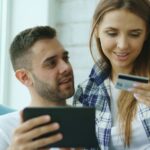 El 95% de los colombianos utiliza más de una entidad financiera, impulsando la transformación del sector bancario.