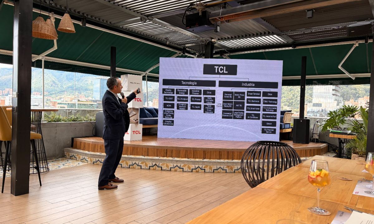 Felipe Osorio, vicepresidente de TCL Electronics Colombia, destacó la importancia del mercado colombiano en la estrategia de expansión de la compañía y la llegada de la serie P80 al país.