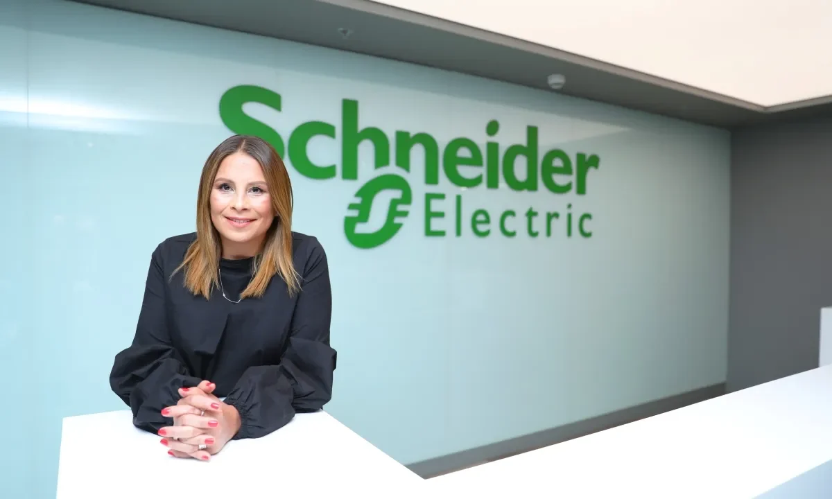 Innovation Summit de Schneider Electric: impulsando a los canales hacia soluciones de borde y data centers sostenibles 3