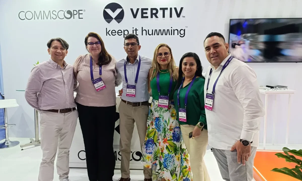 Vertiv en Andicom: fortaleciendo alianzas y abriendo nuevos caminos en infraestructura crítica 3
