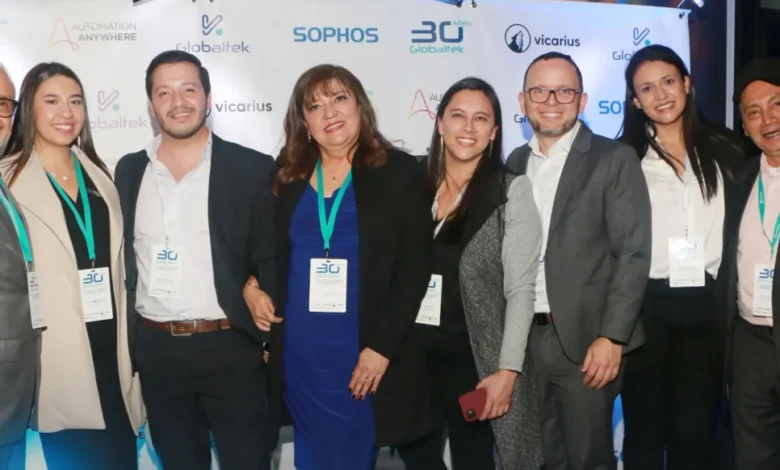 Globaltek presentó “Ciberseguridad Resiliente Automatizada” 2 De izquierda a derecha: Pedro Muñoz, director de Globaltek Security, Dana Rodríguez, directora de cuentas de Globaltek Security, Sergio Camargo, Partner Enablement Manager Latam de Automation Anywhere, Nelly Salamanca, directora de Ventas de de Globaltek Security, Andrea Martínez, Partner Account Manager, Automation Anywhere, Jerónimo Herrera, director de Pre-venta Latam de Automation Anywhere, Adriana Nuñoz, Marketing manager de Automation Anywhere, Armando Carvajal, director de Innovacion de Globaltek Security.