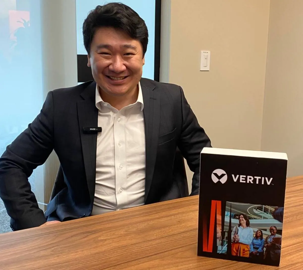 Alex Sasaki, vicepresidente de Vertiv para Latinoamérica, destaca la importancia de la expansión de la infraestructura crítica para responder a la creciente demanda en la región.