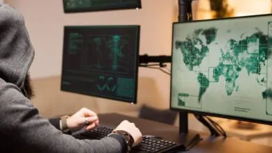 La ciberseguridad global avanza lento mientras la IA agrava los riesgos.