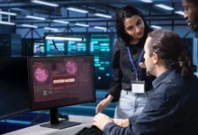 Aceptar que el ataque es posible permite a las empresas en América Latina construir una estrategia de ciberseguridad más realista, resiliente y sostenible frente a un panorama digital en constante evolución.