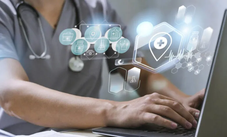 La nueva era de la salud: IA simplifica procesos y prioriza la prevención 2 La interoperabilidad simplifica trámites complejos, como las interconsultas y agendamiento de exámenes.