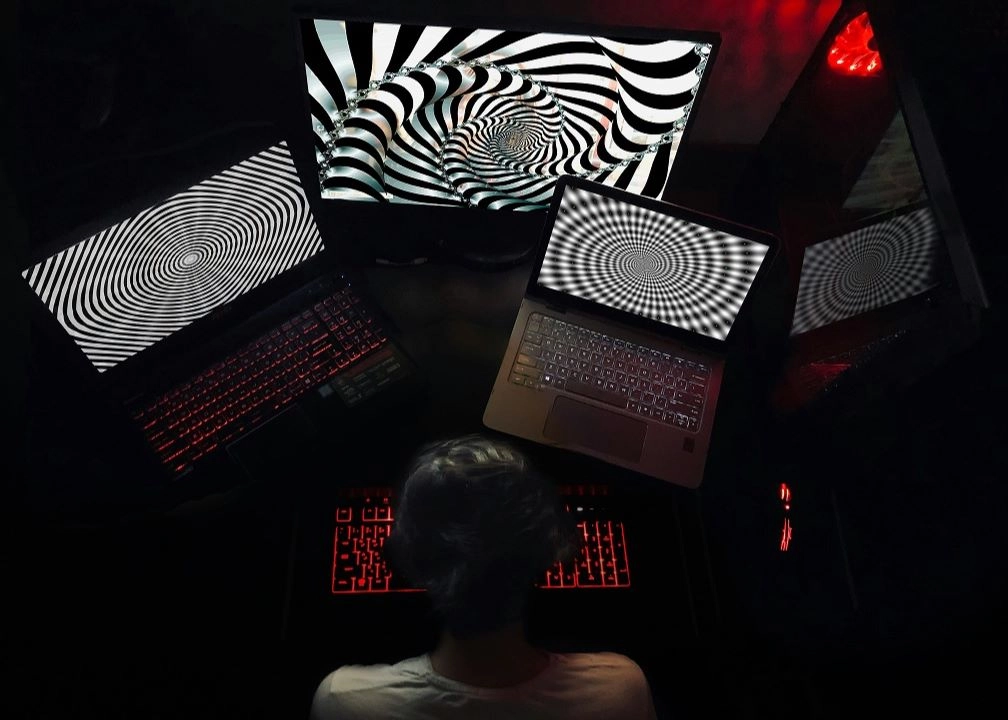 “Entré a una página y me vaciaron la cuenta”: cómo un clic puede abrir la puerta a los cibercriminales 2 Entre las amenazas más comunes se destacan el spyware, el phishing y los troyanos bancarios, que buscan obtener datos o acceso a las cuentas de las víctimas.