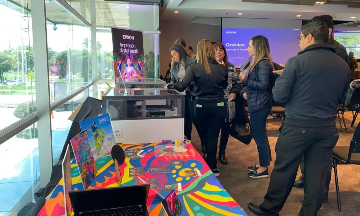 Epson Days 2025: el recorrido tecnológico que impulsó la expansión de la compañía en Colombia 4 Epson planea extender los Epson Days a ciudades como Cúcuta, Cartagena, Villavicencio y Neiva en 2026, manteniendo una estrategia de presencia continua en regiones de alto potencial.