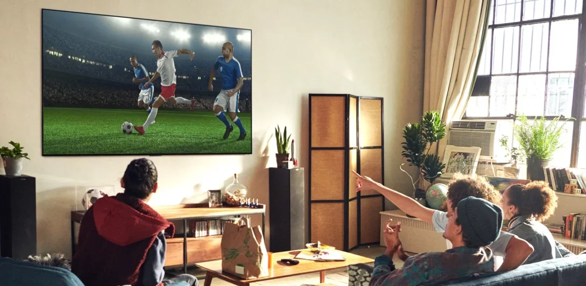 Disfrutar el fútbol desde casa: la tecnología OLED potencia la experiencia de los aficionados
