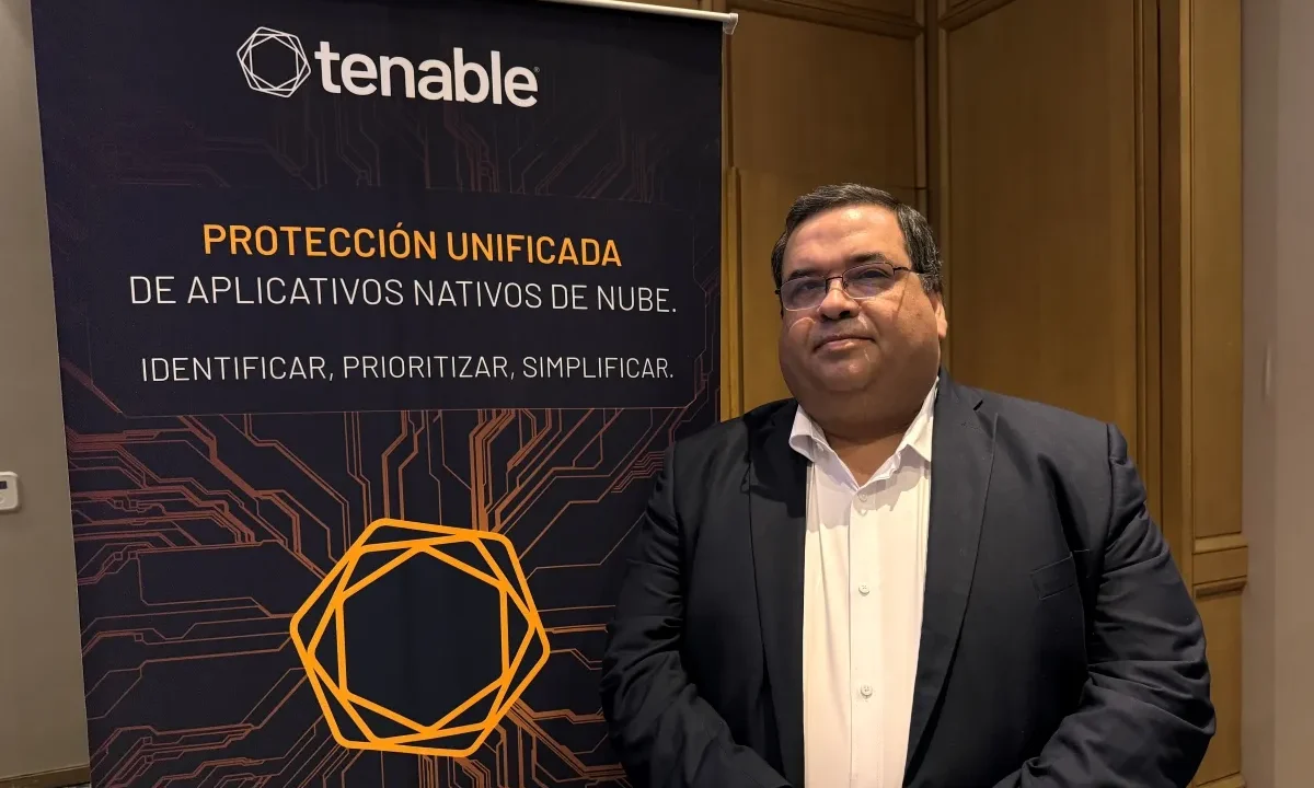 Javier Salazar, Cybersecurity Engineer and Channel Manager en Tenable.