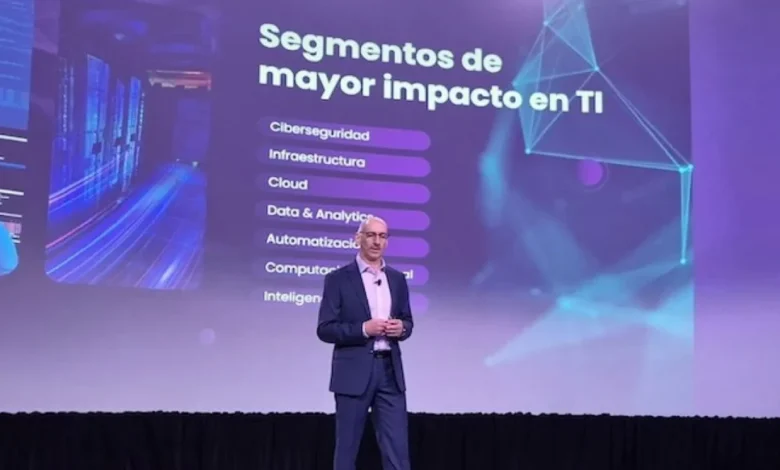Gilbert Chalem, Presidente de Nexsys para latinoamérica, durante la apertura del evento.