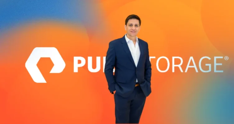 Douglas Wallace, Gerente de Ventas Distrital de Pure Storage para América Latina y el Caribe (Excepto Brasil).