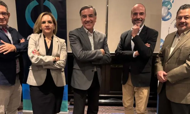CVA celebra 26 años impulsando la tecnología y la innovación en México.