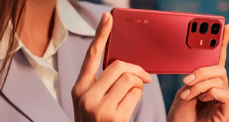 El Infinix NOTE 50S 5G ya se encuentra disponible en gris, rojo y azul, a través de Mercado Libre, con un precio de lanzamiento de $6,999.00 MXN.