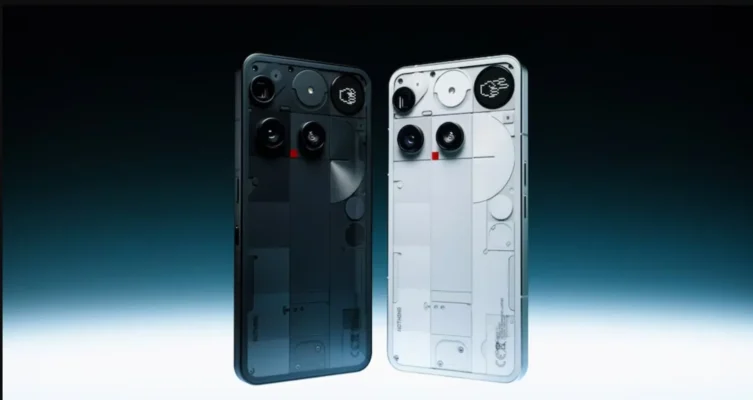 El Phone (3) equipa un sistema de tres cámaras de 50 MP, con sensor principal de 1/1,3”, grabación 4K a 60 fps y perfiles cinematográficos.