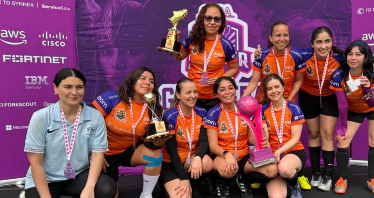 El futbol como punto de encuentro para el talento femenino.