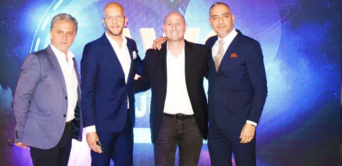 Representantes de Intcomex y AWS durante uno de los eventos de lanzamiento en Ciudad de México, marcando el inicio de una nueva era para la nube en la región.