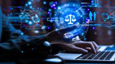 De acuerdo con la Ley Federal del Derecho de Autor (LFDA), los derechos de autor están reservados a personas físicas, excluyendo de manera expresa a sistemas automatizados.