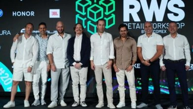 Ariel Engelsztajn, VP Product Strategy & GM Costa Rica; Naftali Mizrachi, VP Exclusive Brands; Mike Krigsfeld, VP Business Development; Juan Bernárdez, speaker argentino invitado -experto en investigación de mercados no tradicional-; Danny Schachtel, COO; Nicolás Boffi, VP Retail & Accesories; Franklin Moron, VP Mobile; Bruno Durán, Regional Marketing Director.
