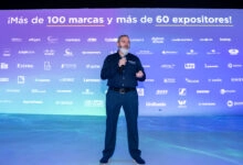 Rodrigo Casassus de AVIXA en la presentación de InfoComm América Latina