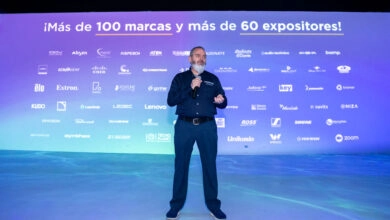 Rodrigo Casassus de AVIXA en la presentación de InfoComm América Latina