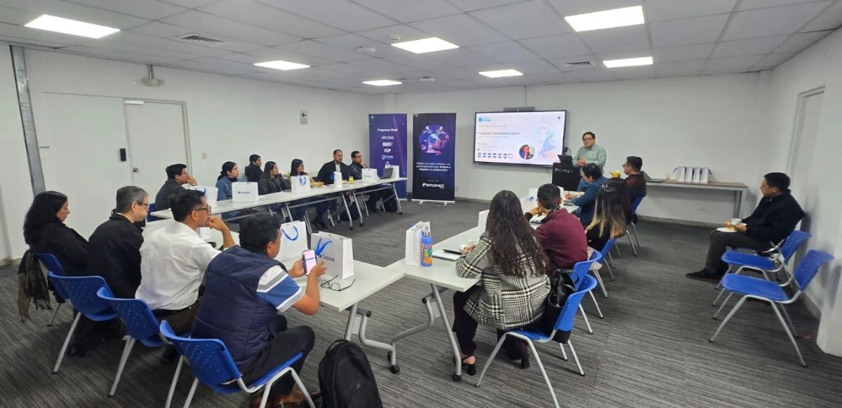 Formación, tecnología e innovación para transformar el futuro digital.