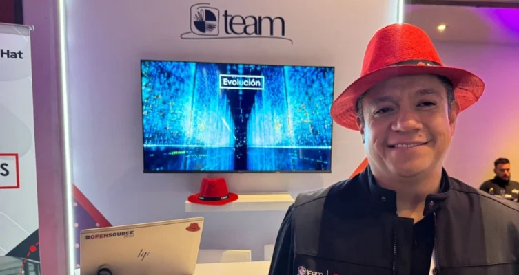 Alejandro Hernández, Brand Manager de Red Hat en TEAM.