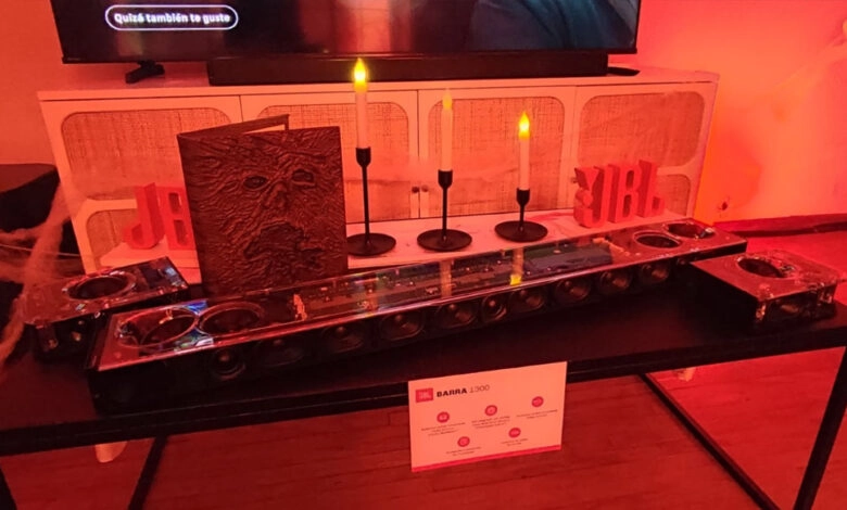 Las activaciones nocturnas combinaron cine, música y gaming en entornos reales, culminando con una fiesta de Halloween para colaboradores y socios estratégicos.