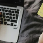 70% de los mexicanos tiene cuentas solo en bancos tradicionales.