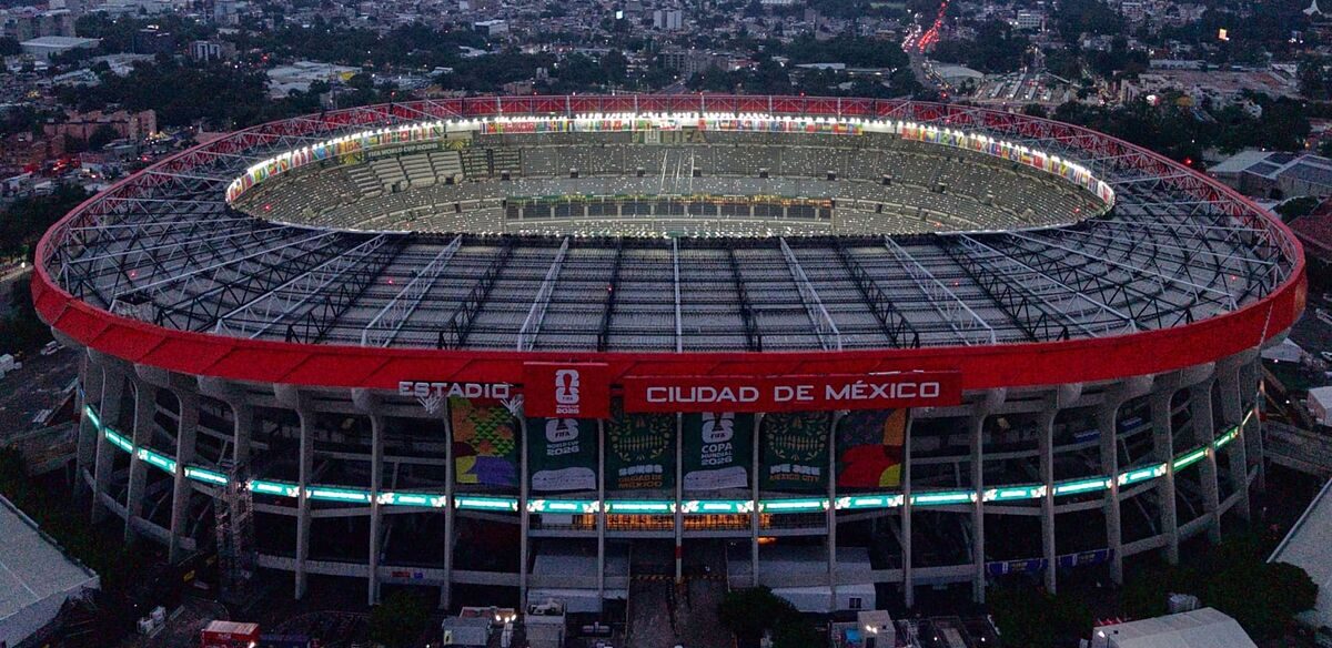 Los estadios que recibirán partidos del Mundial 2026 incorporan inteligencia artificial y sensores IoT para monitorear en tiempo real miles de activos críticos.