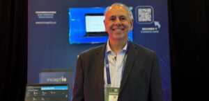 Inceptia presentó una nueva plataforma que permitirá a empresas crear sus propios robots de atención impulsados por inteligencia artificial.