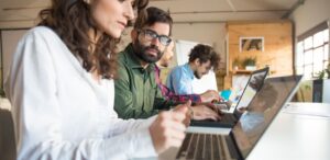 La capacitación en tecnologías emergentes aparece como una de las principales estrategias para reducir la brecha de talento digital en México.