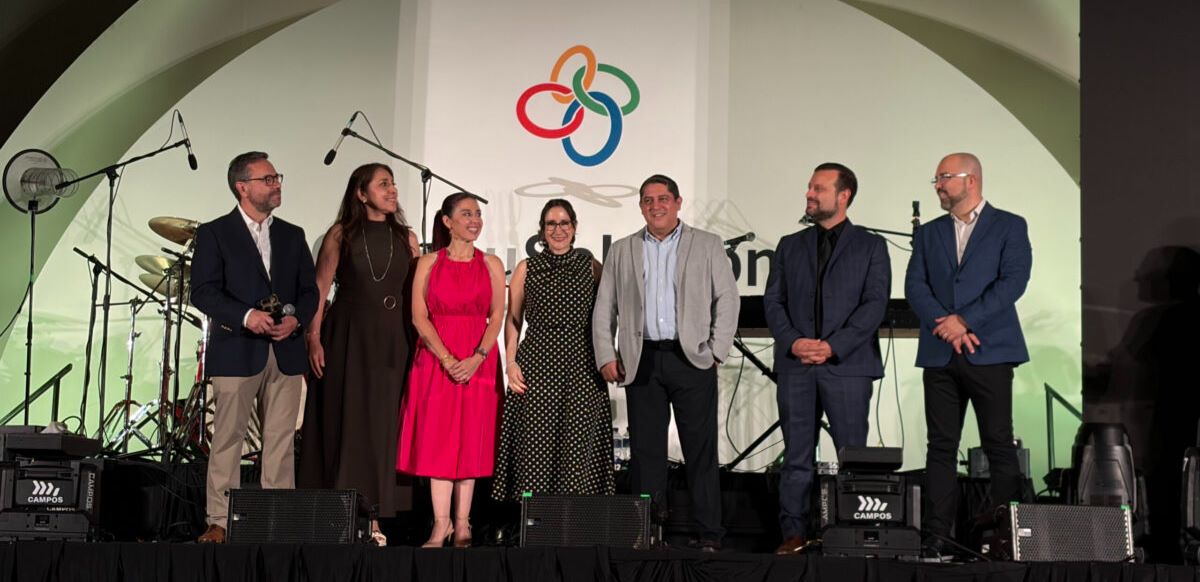 Los ganadores de los Premios Aros 2026 de CompuSoluciones y su impacto en la industria TI