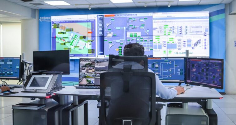 La inteligencia artificial gana protagonismo en los centros de operaciones de seguridad, impulsando una nueva etapa de automatización y detección avanzada de amenazas en América Latina