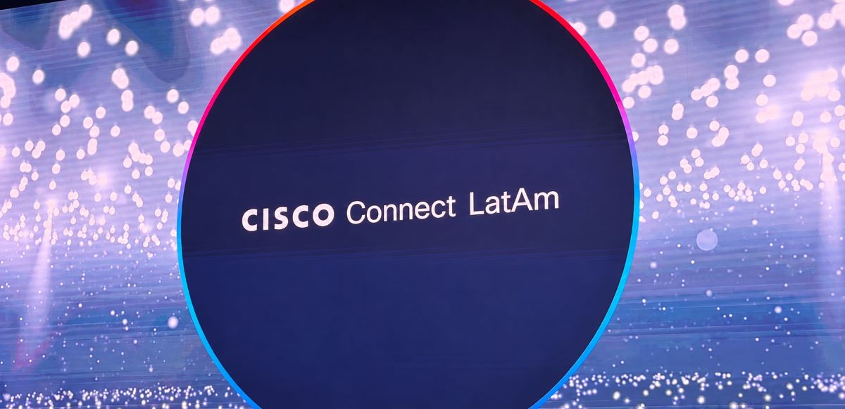 Cisco propone tratar a los agentes de inteligencia artificial como identidades no humanas que deben ser descubiertas, gobernadas y auditadas.
