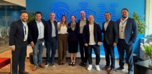 IBM considera la nube híbrida una pieza central para llevar la inteligencia artificial de proyectos piloto a implementaciones empresariales a escala.