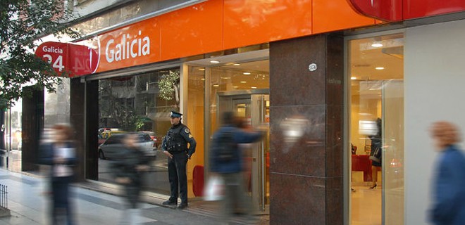 Banco Galicia mejora su atención al cliente de la mano de Avaya Banco Galicia mejora su atención al cliente de la mano de Avaya