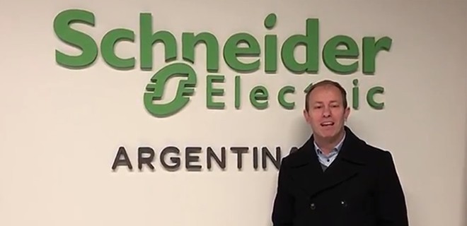 Cristian Lagos de Schneider Electric en #LaPreviaPulsoIT